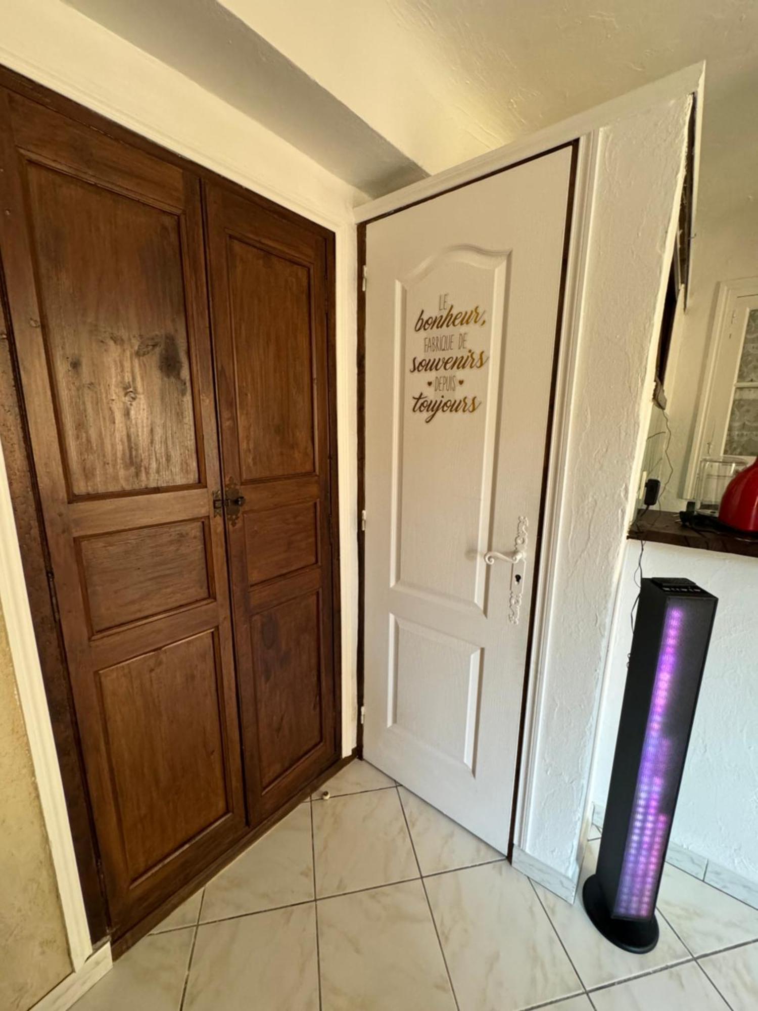 Appartement Chez Kay à Roquebrune-sur Argens Extérieur photo